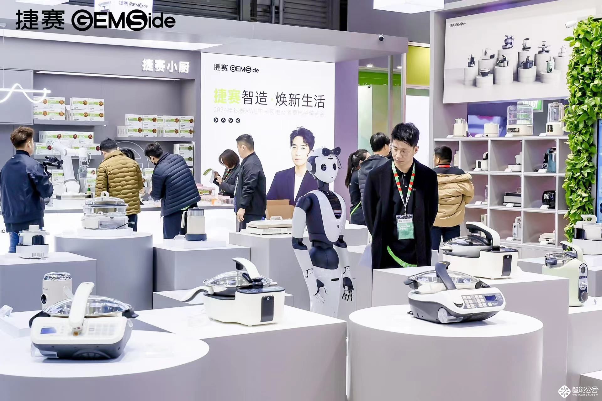 捷赛炒菜机器人及全系产品亮相AWE2024 智能公会
