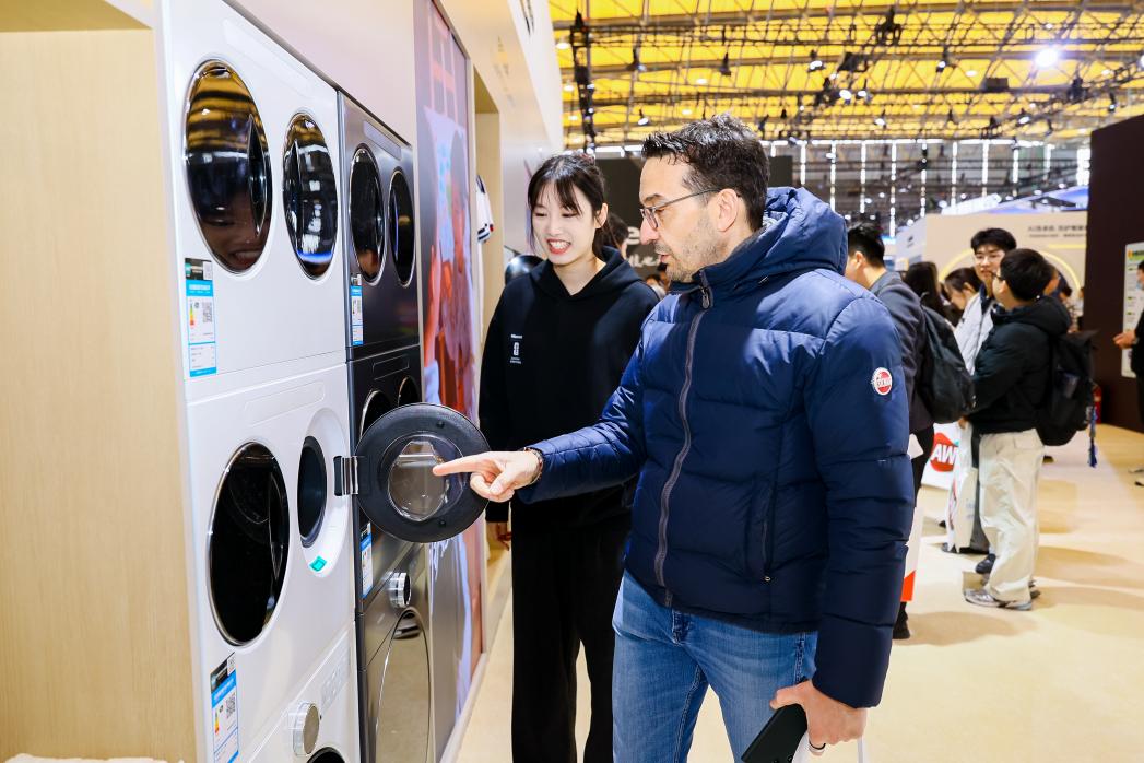 今年AWE艾普兰奖花落谁家？海信全家筒·棉花糖U7S四筒洗衣机实力获奖，重塑全场景洗护格局 智能公会